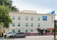 Ibis Budget Rodez Hotels in Salles-la-Source