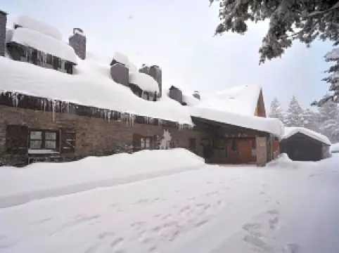 호텔 발 데 루다 누트 아란