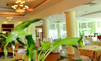 My Tra Riverside Hotel