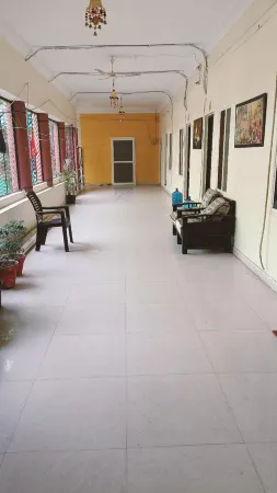 Bhargava Ashram Отели в г. Панигаон Хадер