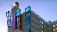 The Moonrise Hotel