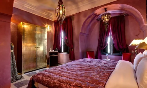 Riad Wow