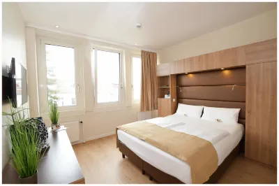 Motel Plus Berlin Hotels near Soviet War Memorial Treptow