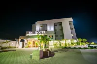 Brii Hotel Hotels near Via Lago