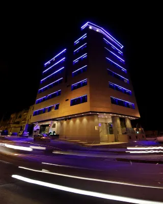 Lamaraz Hotels Hotel dekat Grand Poste