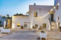 Masseria Fortificata Ayroldi Hotel in zona Spiaggia di Quarto di Monte