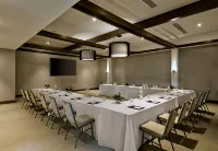 Inn at the Pier Pismo Beach, Curio Collection by Hilton Hoteles en Pismo Beach