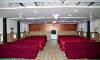 Hotel Pradeep Palace