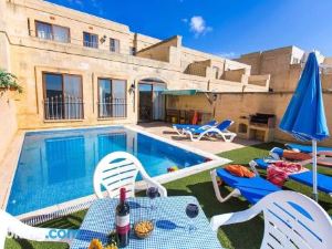 Ta Danjela 4 Bedroom Villa with Private Pool