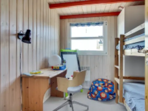 "Zafirka" - 364m from the Sea