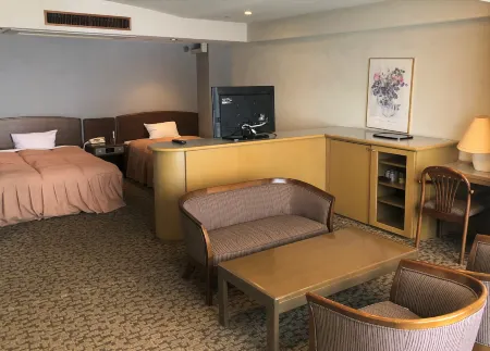 Hamanako Kanzanjionsen Hotel Kikusuitei Отели рядом с достопримечательностью «Hamanako Garden Park»