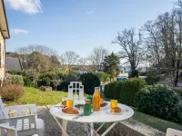 Saint Nicolas Hotels in Nevez