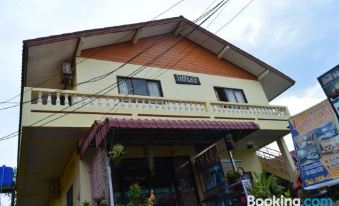 Lanta Ala Guest House