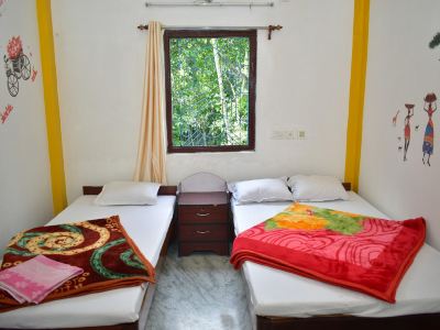 Binay Chapa Homestay in Jaldapara