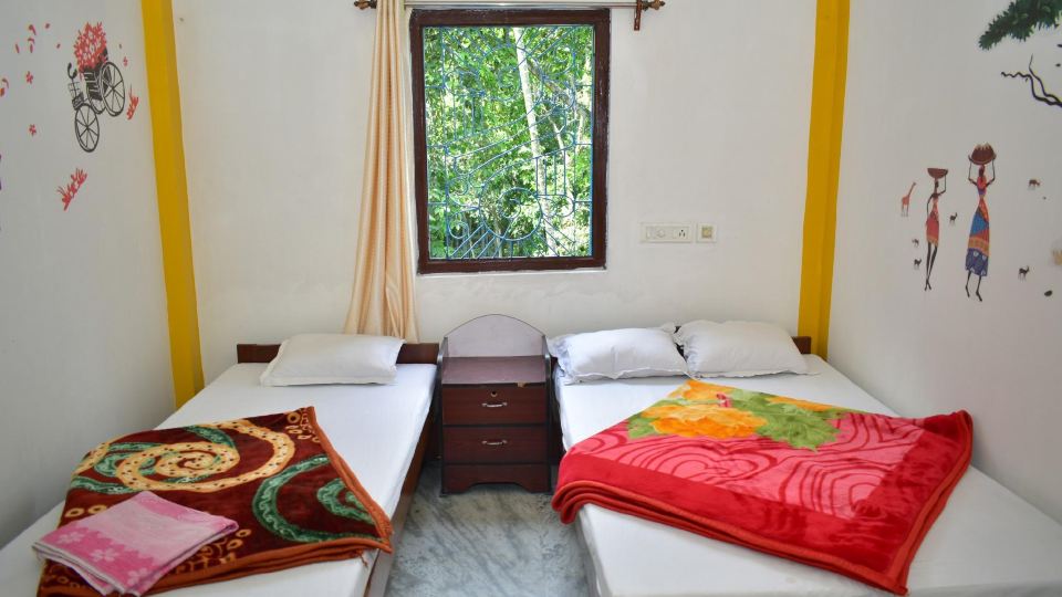 Binay Chapa Homestay in Jaldapara