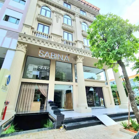 Sabina Boutique Hotel 3 Отели рядом с достопримечательностью «Район 7»