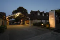 벤틀리 모터 인 St Albans Presbyterian Church 주변 호텔