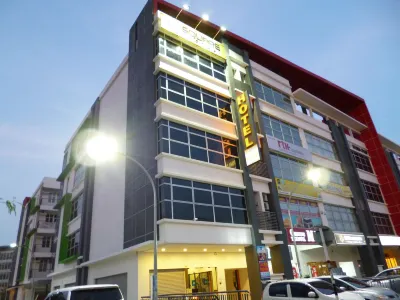 9 Square Hotel - Bangi Các khách sạn gần Sri Maha Nageswari Kaliamman Alayam