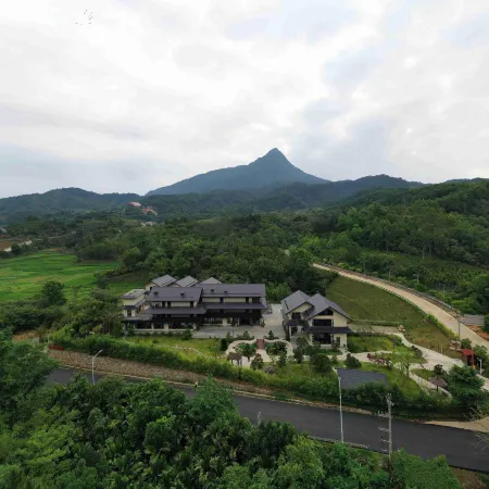 Wuzhishan Minglanshe