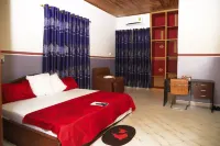 Osaah Bema Lodge Hotels in 