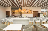 Samian Mare Hotel, Suites & Spa - bar