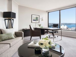 Four Seasons Hotel Sydney