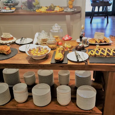 Rechigi Park Hotel