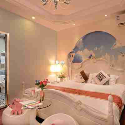 曾厝垵摩登世家情侶民宿（國辦路1號分店） Rooms