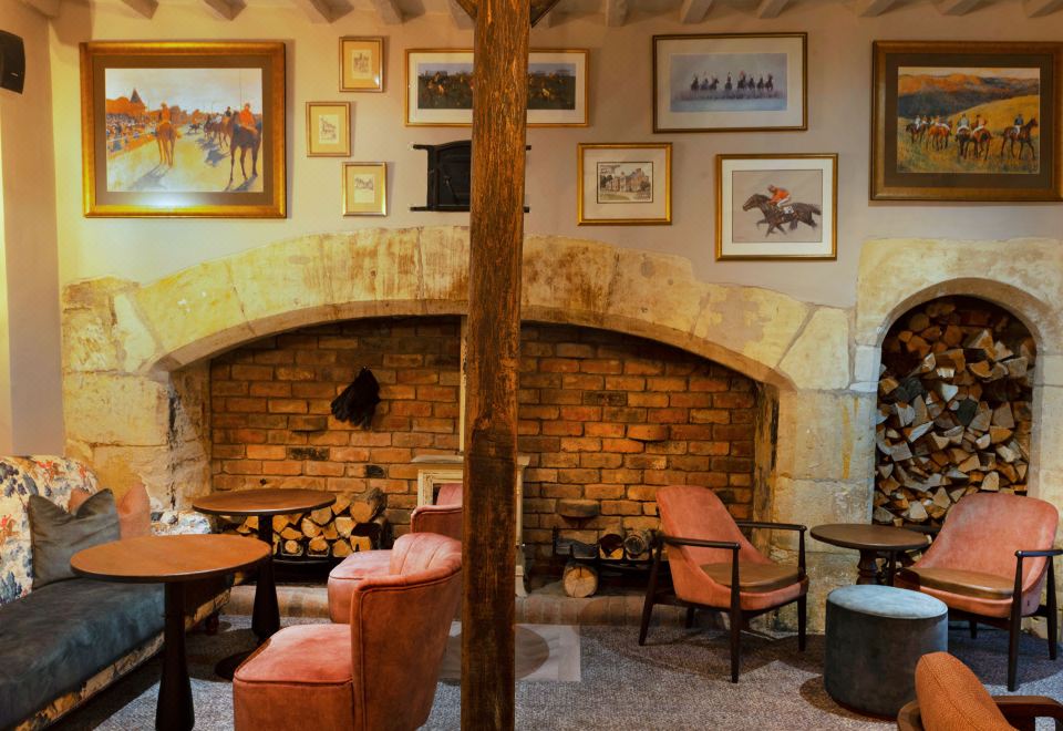 Hatherley Manor HotelOver view