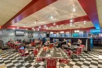 Best Western Plus Portsmouth Hotel and Suites - breakfast