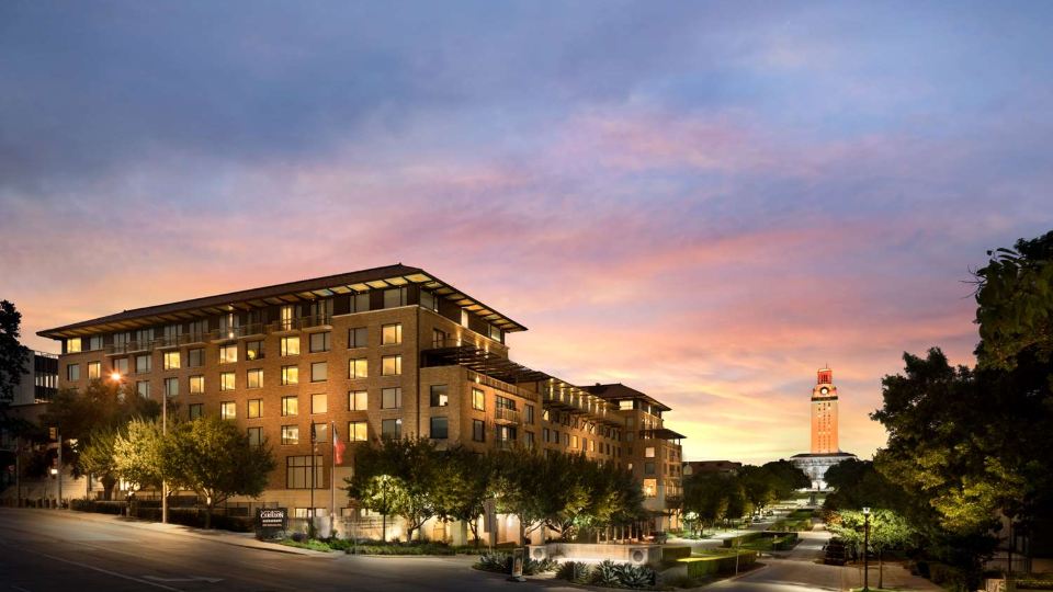 At&T Hotel & Conference Center
