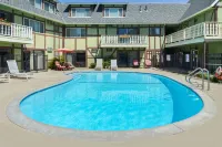 Svendsgaard's Danish Lodge-Americas Best Value Inn - Pool