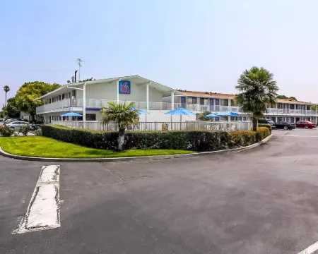 โมเทล 6 ซันนีเวล แคลิฟอร์เนีย - เซาท์ โรงแรมในซันนีเวล