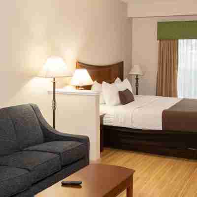 Best Western I-5 Inn  Suites Rooms