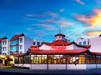 Pagoda Resort & Spa Hotels near Como