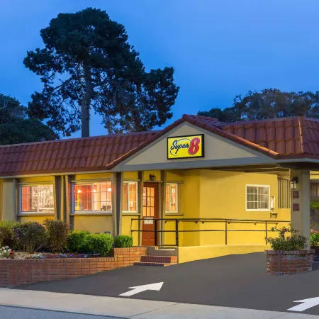 Super 8 by Wyndham Monterey