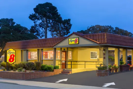 Super 8 by Wyndham Monterey