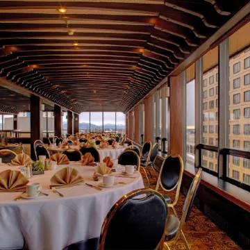 The Hotel Captain Cook