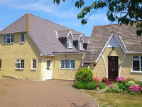 The Lodge Guest House Hotels in 