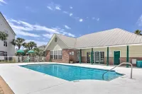 Explore Boardwalk Thrills! Central Destin Condo - Condos