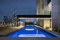 Galeria Plaza Monterrey - Pools