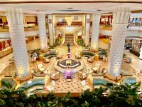 The Twin Lotus Hotel Hotels in Phra Phrom