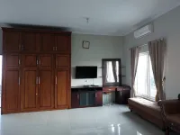 Guest House Kutilang Syariah - 民泊