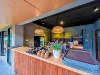 Amerta Cafe & Resort Hotels in Babakan Madang