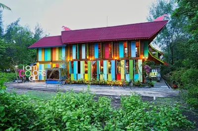 Bleu Verde, the Secret Garden - Turtle Point Beach