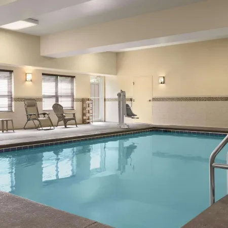 Comfort Inn & Suites