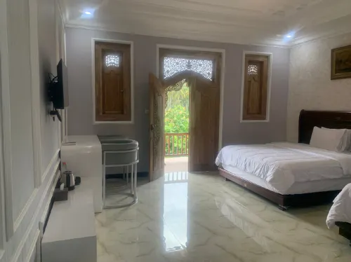 Uli Ulian Rooms & Private Villa Hotels in Glagah