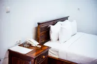 Hotel Asri Boutique Hotel di Kecamatan Pademawu