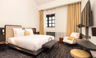 2. Mercure ..