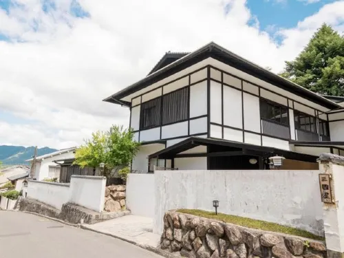 Miyajima Guest House Mikuniya